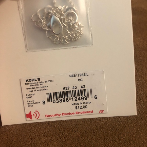 Lauren Conrad Necklaces - Picture 2 of 5